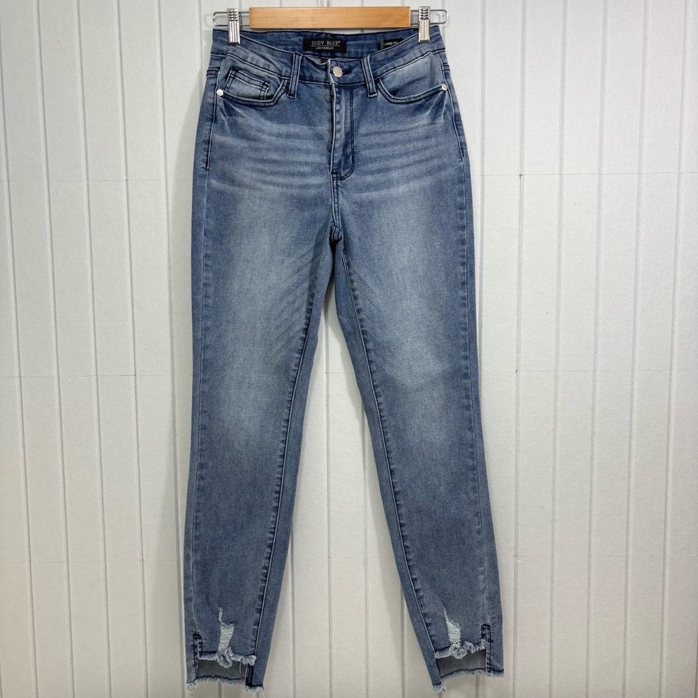 Judy‎ Blue Skinny Relaxed Fit Light Wash Ankle Jeans size 3/26